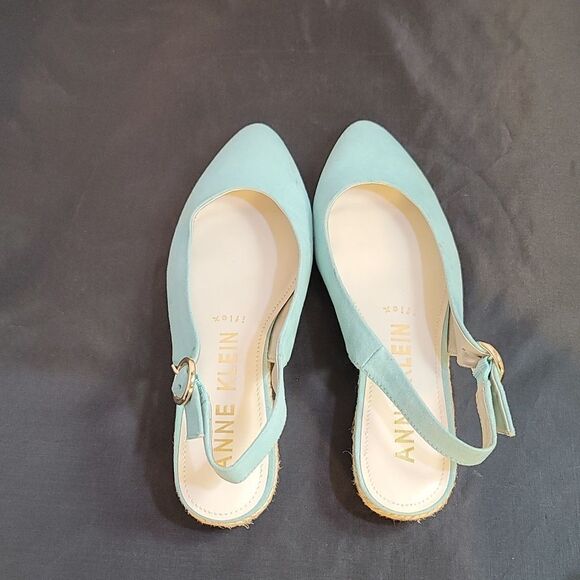 BRAND NEW ANNE KLEIN ESPADRILLE WEDGE SUEDE FLAT PUMP - Picture 2 of 16